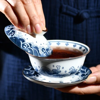 

BLUE AND WHITE PORCELAIN TEA CUP AND SAUCER SET CHINESE TEA BOWL THICKENED CERAMIC ANTI-SCALDING TEA SET RETRO JINGDEZHEN TEACUP