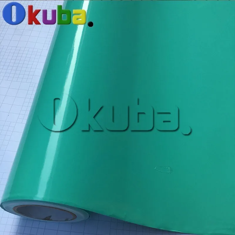 ultra-white-glossy-vinyl-car-wrap-8