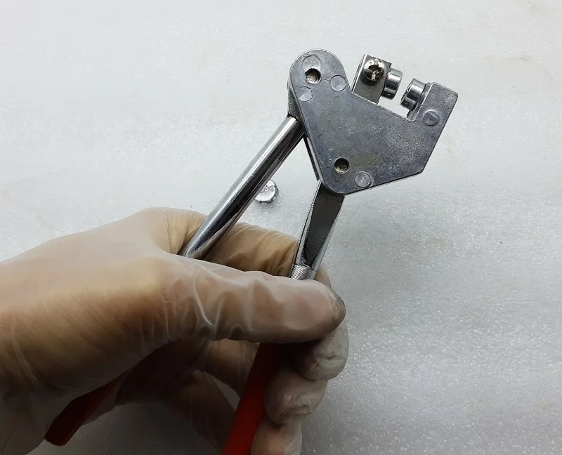 铅封钳 加模具 (2)