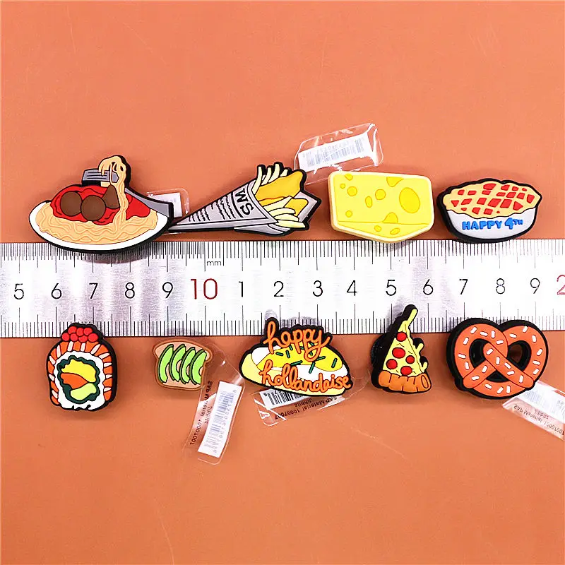 Рисунок 6 - украшение для обуви в стиле еды