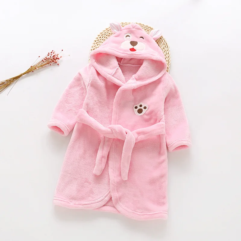Осенне-зимняя детская одежда для сна фланелевый теплый банный халат с капюшоном, детские пижамы для мальчиков и девочек, милые халаты с рисунками животных - Цвет: Pink bear