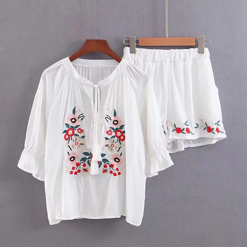 

Csdp-9190 WOMEN'S Dress New Products Ethnic-Style Tops Short Embroidery Shorts Two-Piece Set
