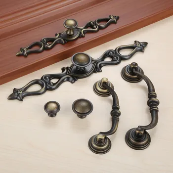 Vintage Door Handles European Antique Furniture Handles Wardrobe Drawer Pulls Zinc Alloy Kitchen Cabinet Knobs and Handles