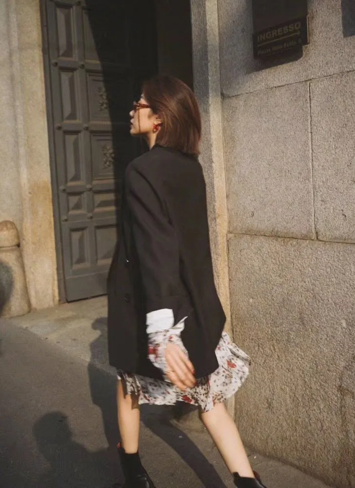 Women Blazer Double Breasted Black Jacket Elegant Loose Jacket with Pockets Women Blazer Double Breasted Black Jacket Elegant Loose Jacket with Pockets