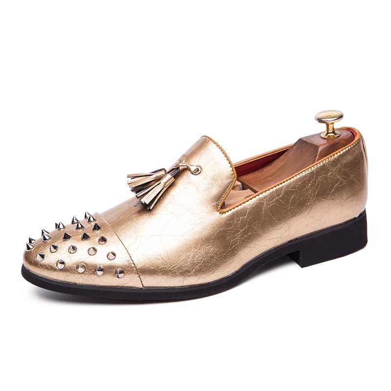 

Charming Fashion Gold Party Shoes Mens Dress Loafers Tassel Casual Shoes Rivet Studded Slim Elegant Italian Vogue Glossy For Man