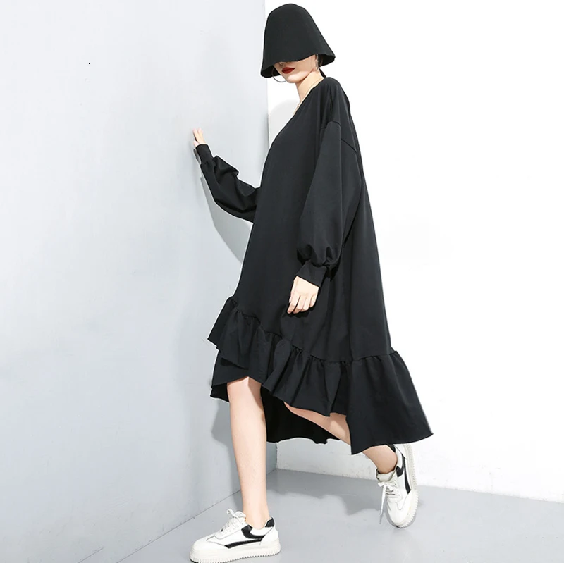 [EAM] женское черное асимметричное платье большого размера с оборками, новинка, круглый вырез, длинный рукав, свободный крой, модный стиль, весна-осень 1M018