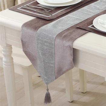 

Diamond Table Runner Tablecloth Decoration Modern Rhinestones Pillowcase Napkin For Wedding Party Chirstmas Home