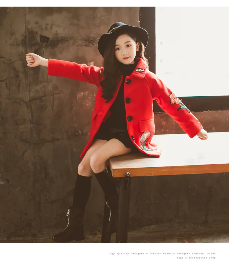 Шерстяное пальто для девочек; Новинка года; зимнее шерстяное пальто средней длины в западном стиле с цветочной вышивкой для больших мальчиков