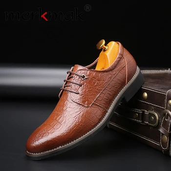 

Merkmak 2019 Brand Men's Business Dress Shoes Wedding Party Retro Leather Men casual shoes Black Brown Pointed Toe Oxford Shoes