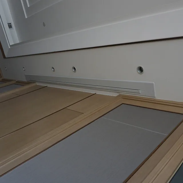 Builtin ceiling projector screen ALR/CLR ambient light rejecting