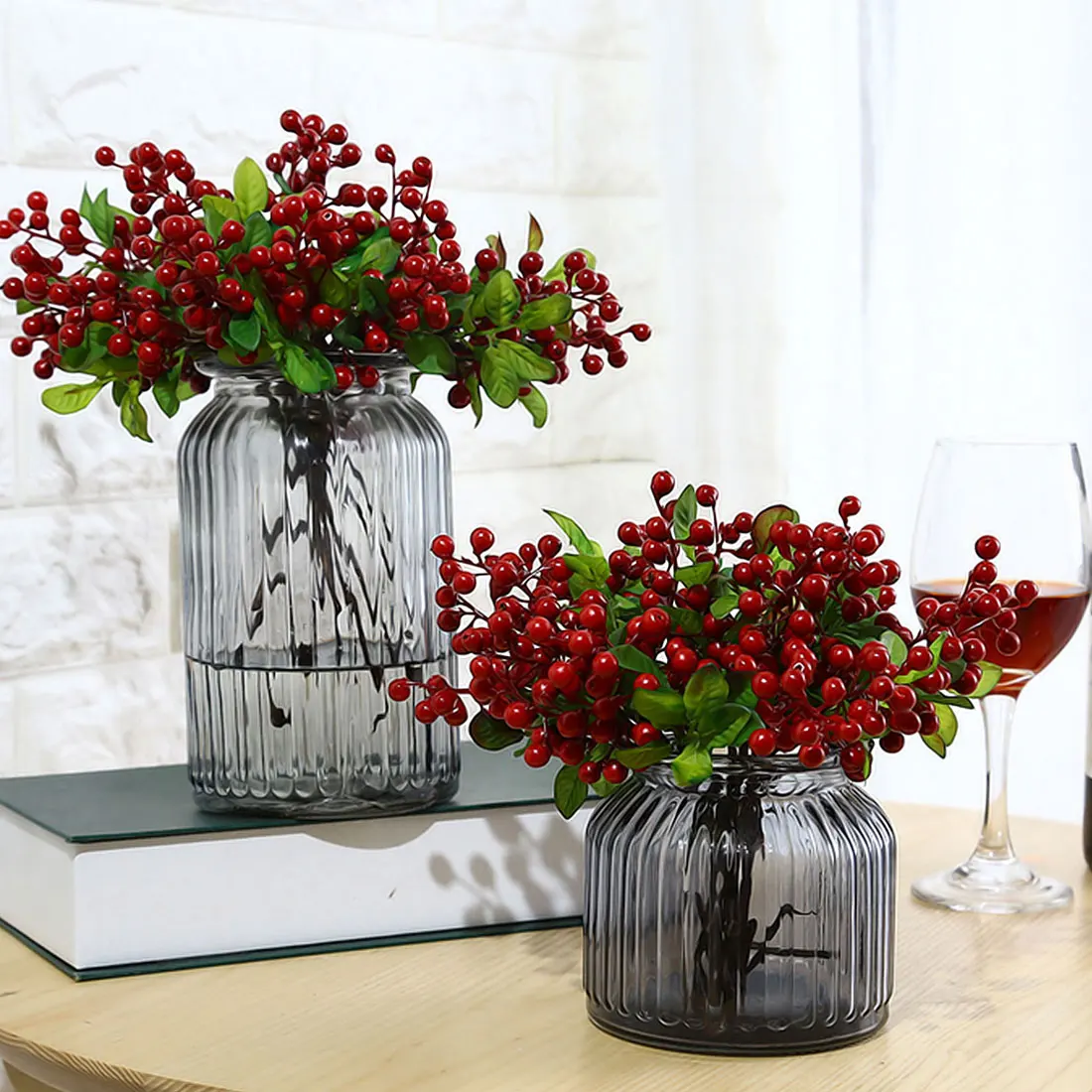 

6pcs Silk Artificial Blueberry Plant Flower Bud Fake Plants Flower Decorative Wreath Berry For Wedding Home Party Decoration