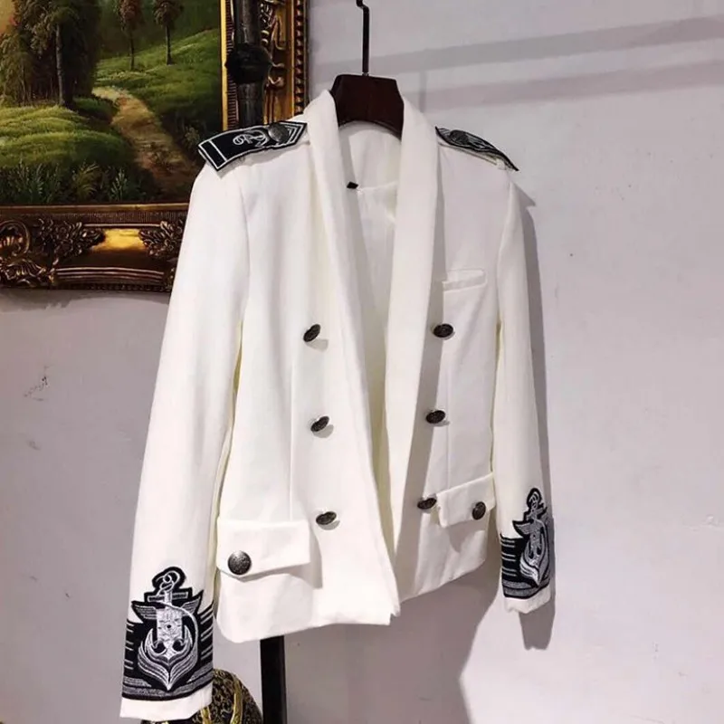 Модные мужские s Белый Блейзер Осень двубортный epoulet Вышивка Slim Fit повседневный мужской бейзер пиджак костюм жениха куртка