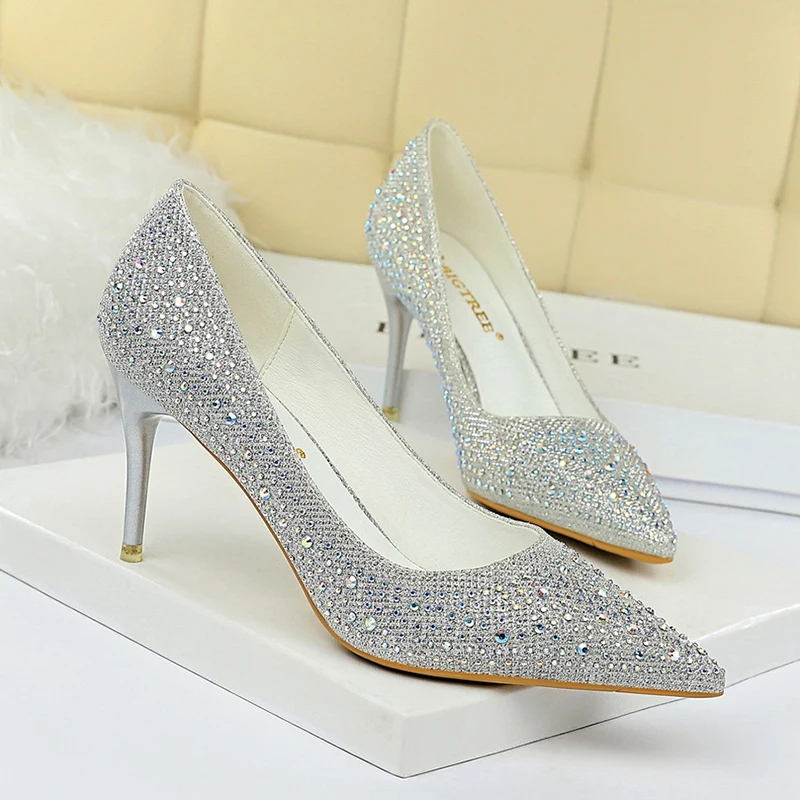 

Fahion New Women Pumps Fashion High Heels Shoes Sharp Head Paltform Wedding Plus Size Zapatos Mujer