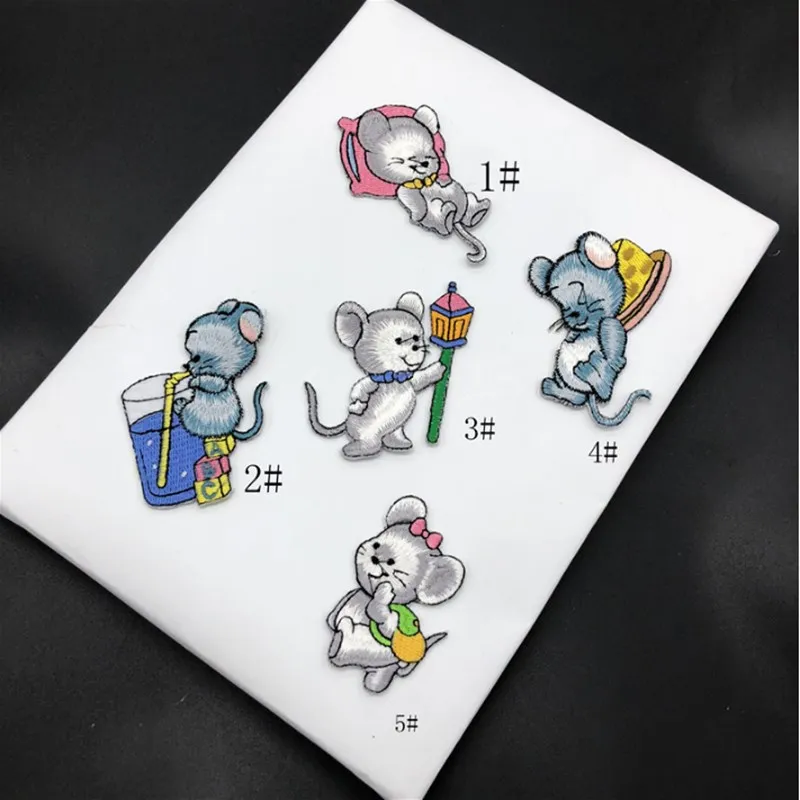 

Mouse Fashion Embroidered Cloth Patch Cap Glue Patch Coat Trim Pocket Label