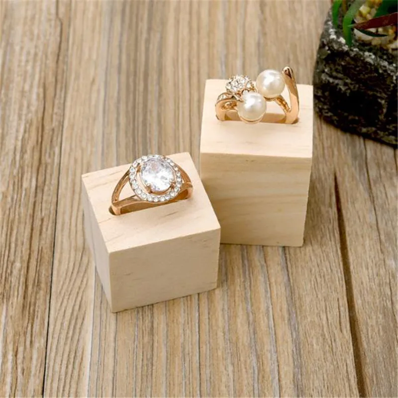 Wood Jewelry Block Ring Display Holder Jewellery Rack Showcase Blocks | Дом и сад