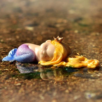 

Mini Mermaid Resin Animals Ornament cake decor accessory fairy garden Figurines Miniatures cute Fish tank decor accessories
