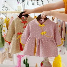 Осеннее Повседневное платье с длинными рукавами и цветочным принтом для маленьких девочек Детский костюм в стиле Тан платье принцессы для детей от 6 месяцев до 3 лет, Новинка