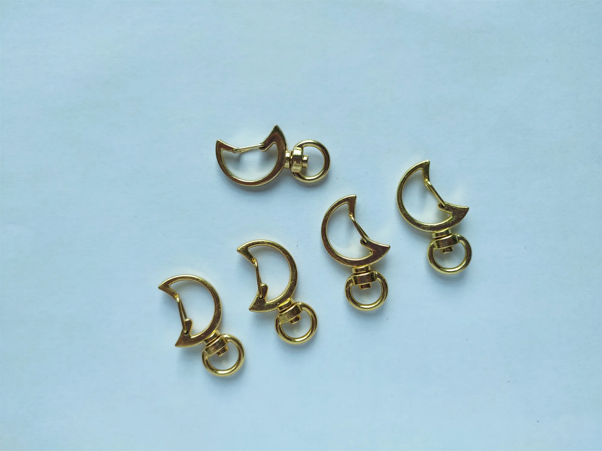 gold moon 5 шт./лот, брелок в форме дельфина, кристальная рама, подвеска на металлическом каркасе, шарм, ободок, установка кабошона, установка, УФ смола, изготовление ювелирных изделий - Цвет: gold moon