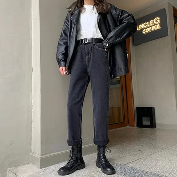 

High-waisted straight jeans black curled trousers