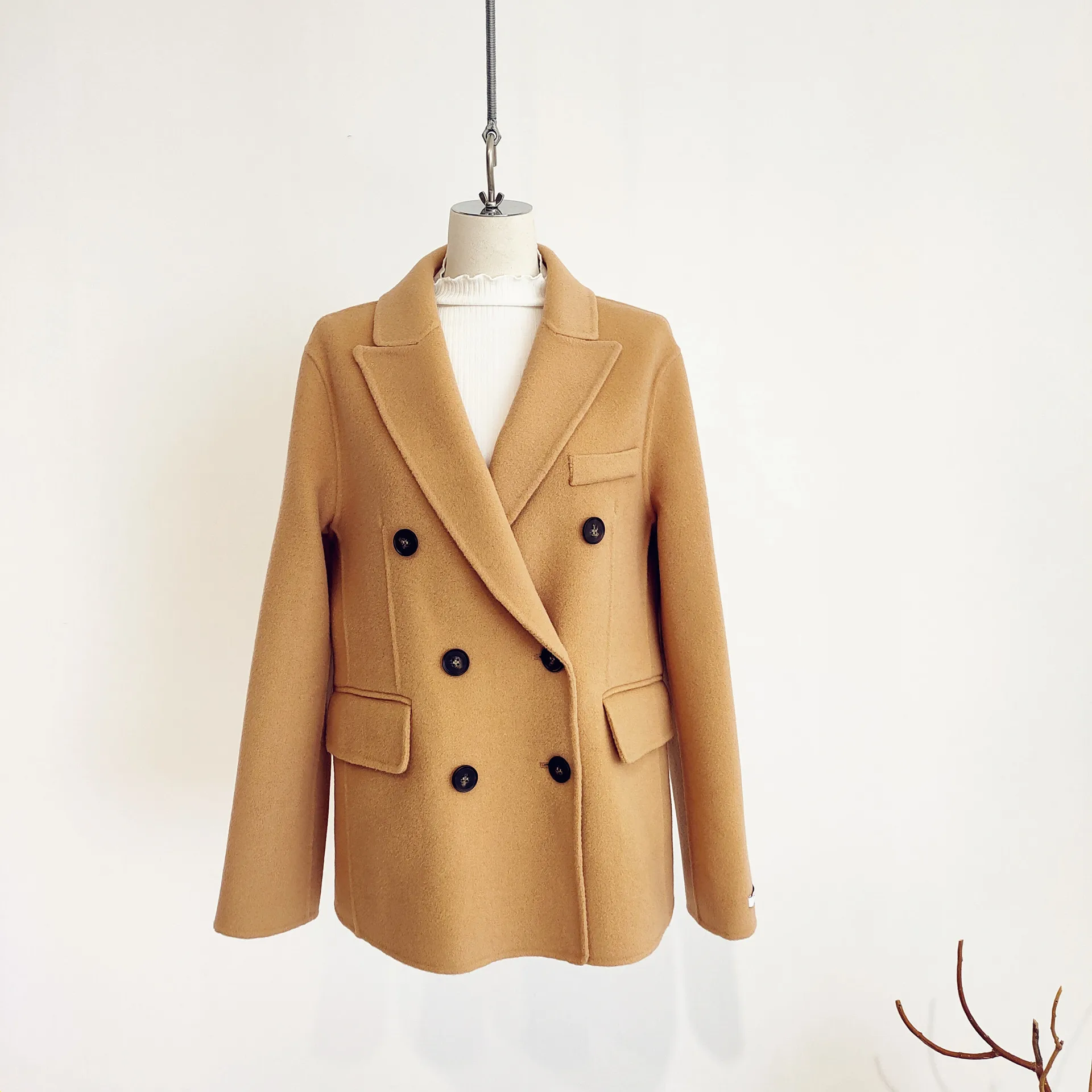 

Shuchan Woman Short Woolen Coat Double Breasted Solid Abrigos Mujer Invierno 2019 Korean Fashion Coat Blazer Long Sleeve