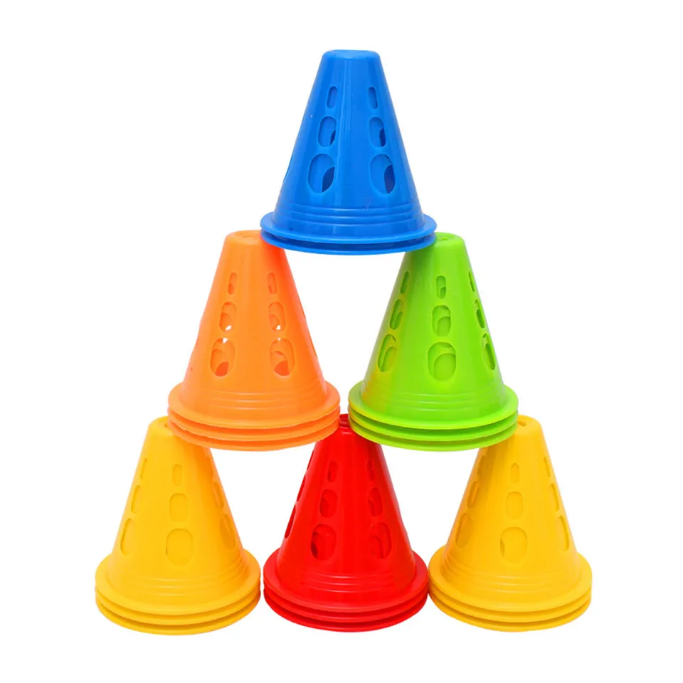 Japy-Skate-Round-Hole-Anti-Wind-Slalom-Cones-Marker-Roller-Skating-Marking-Cups-Windproof-Skate-Pile (3)