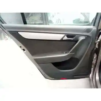 

TRIM LEFT REAR DOOR VOLKSWAGEN PASSAT LIM. (362)