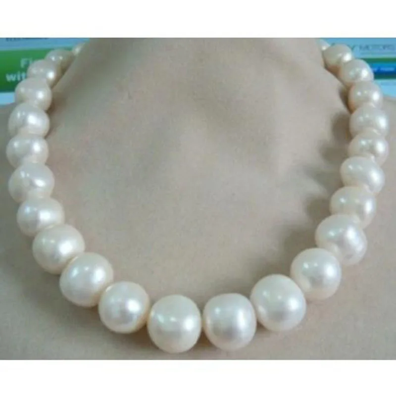 

HUGE 13-15MM SOUTH SEA GENUINE WHITE PEARL NECKLACE 14k/20 jj