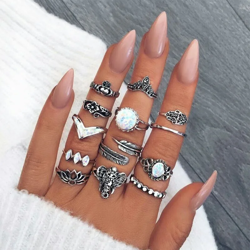 

NEWBUY 13Pcs/Set Vintage Silver Color Bohemian Ring Set Hot Sale Retro Elephant Flower Palm Lotus Knuckle Finger Ring For Women