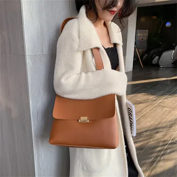 

Women's small square bag wild color shoulder bag Korean version of the simple buckle buckle Messenger bag сумка женская