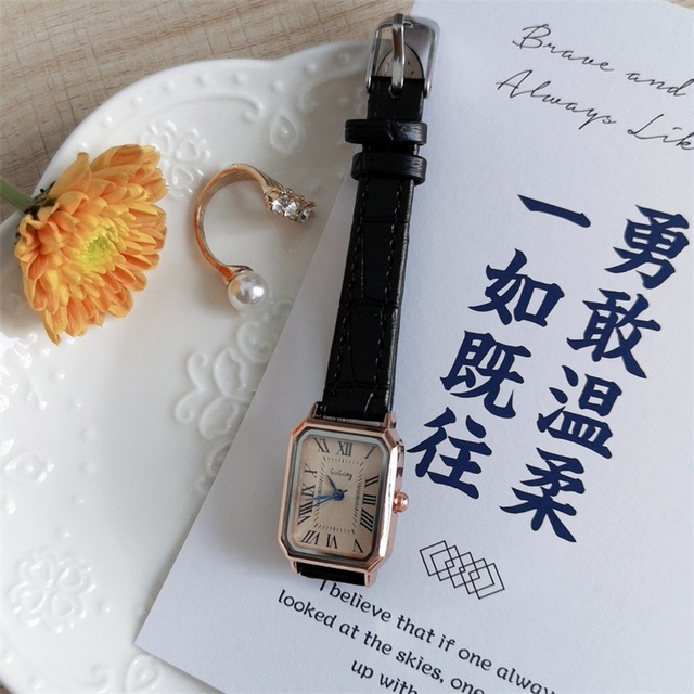 Roma Scale Women Watches 2021 Fashion Casual Rectangle Female Quartz Clock Vintage Brown Leather Ladies Wristwatches W9848
