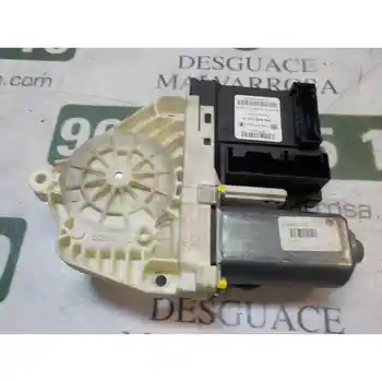 

WINDOW MOTOR FRONT RIGHT VOLKSWAGEN PASSAT SALOON (3C2) 1K0959792H 31 PINS + 12 PINS