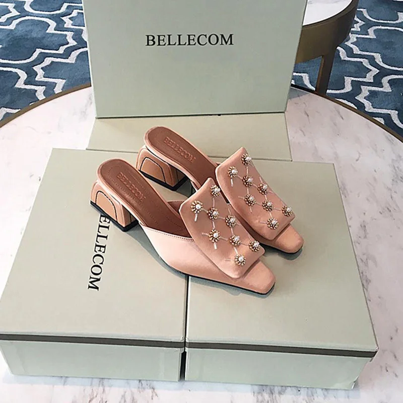 

SONFRNCH 2019 summer satin surface beaded flower drill drill small square head generous buckle head flat women's shoes