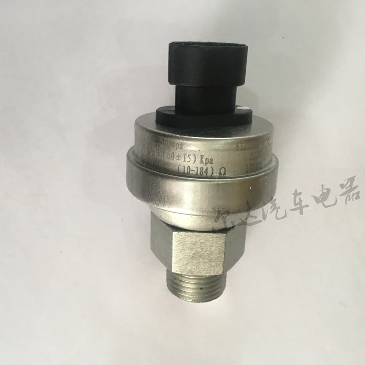 Electronic oil pressure sensor 61206090755 for Auman Delong Weichai