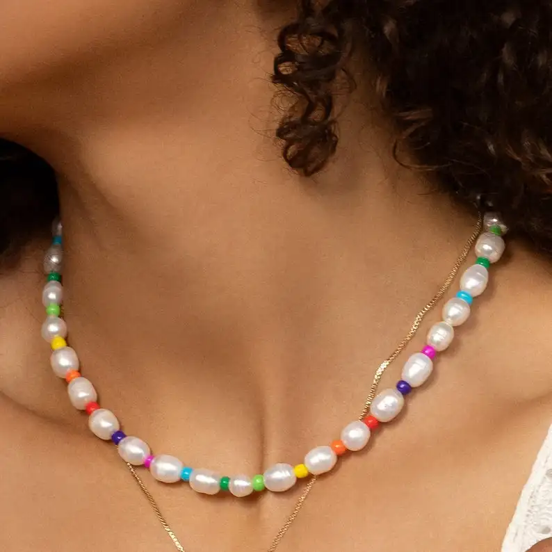 2021 New Lovely Daisy Flower Colorful Beads Pearl Clavicle Choker Necklace for Women Girls Spring Summer Jewelry Wholesale 