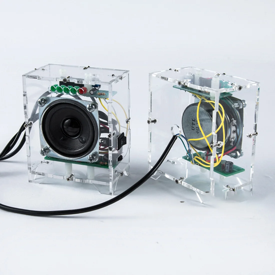 

2Pcs DIY Mini Speaker Kit MP3 Small Speaker Sound Amplifier with LED Music Spectrum Science Learning & Education