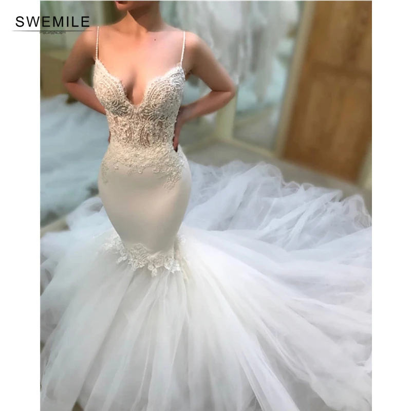 

Sexy V-Neck Backless Mermaid Wedding Dresses Charming Lace Appliques Long Wedding Gowns Spaghetti Straps Vestido De Noiva