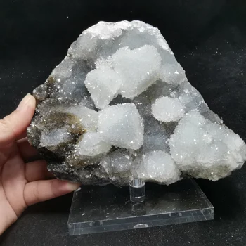 

778.8gRare natural quartz crystal energy decorative mineral samples sent to the shelf