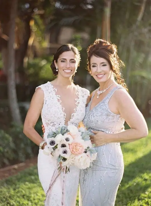 

New Arrival Sexy Deep V-Neck Elegant Cap Sleeve Women Simple Lace Cheap Modest Mermaid bridal gown 2018 bridesmaid dresses