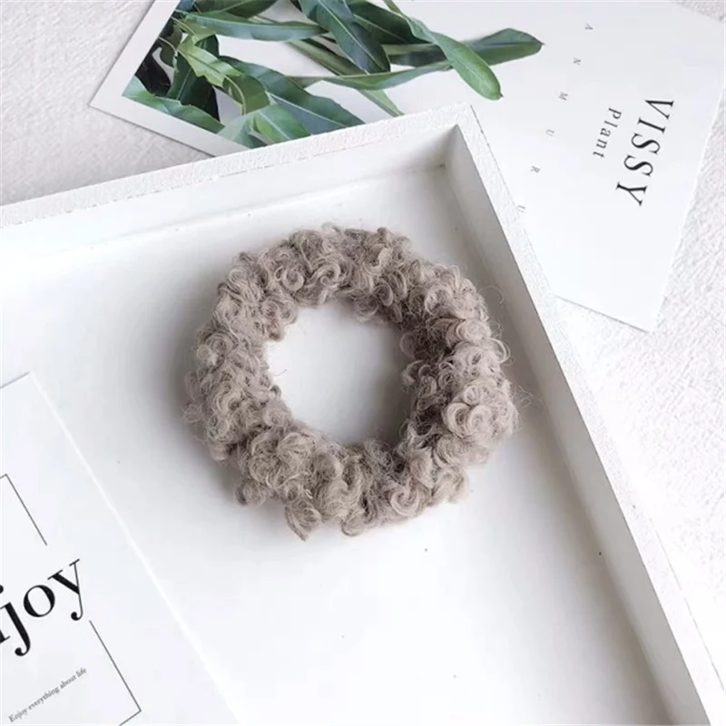 Style B- Grey Зимний стиль, шикарные корейские аксессуары для волос для девушек, женские плюшевые эластичные резинки для волос, разноцветные мягкие резинки для волос, резинки для волос - Цвет: Style B- Grey