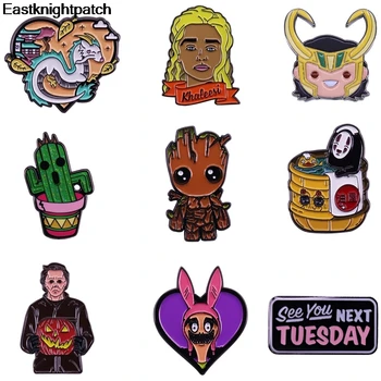 

12pcs/lot E1989 Horror Cartoon Character Badges No Face Man Brooch for Clothes Backpack Fashion Decoration Pins Accessory