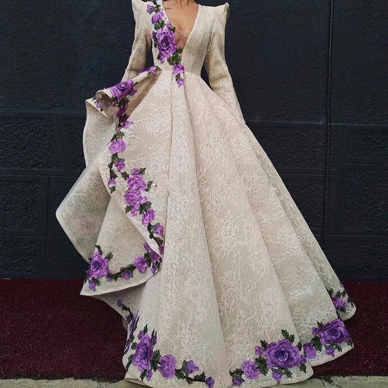 

Lace Muslim Evening Dresses Ball Gown V-neck Long Sleeves Embroidery Beaded Dubai Saudi Arabic Long Formal Evening Gown