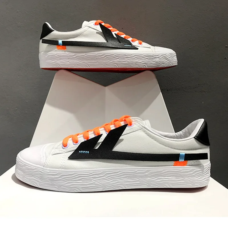 

MandiShang New brand of spring men's casual canvas shoes tide shoes Harajuku board shoes low student shoes