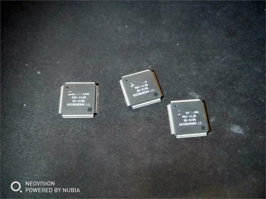 При заказе 1-10 штук новое RSC-4128 QFP-100 жидкости осколок кристалла | Электронные