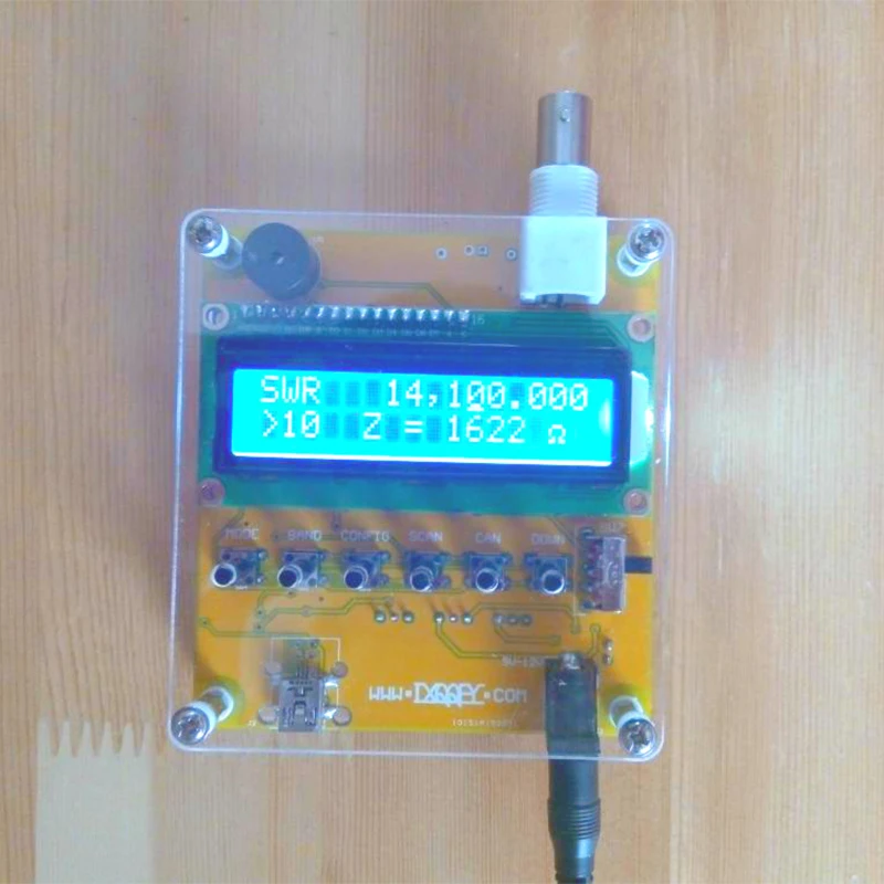 

1PC MR100 Shortwave Antenna Analyzer Talent Test Standing Wave, Impedance, Capacitance 1-60M Antenna Analysis Instrument Tool