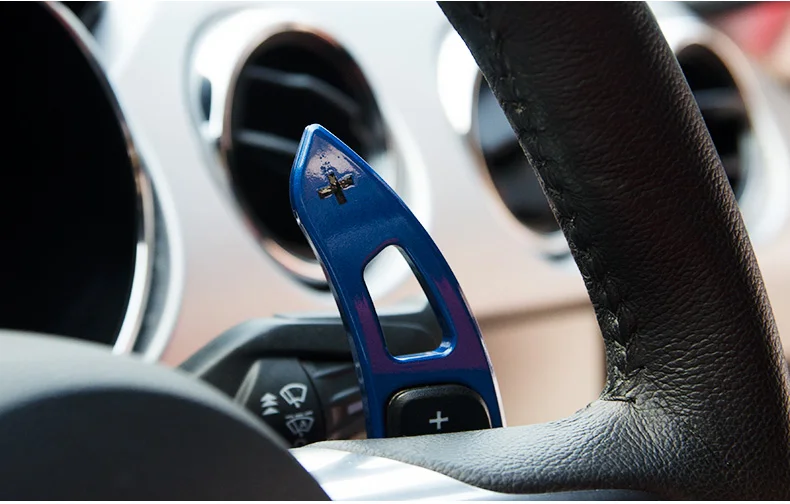 Подходит для Ford Mustang- накладки paddle шифтеры для выпечки лака варианты цвета красный синий