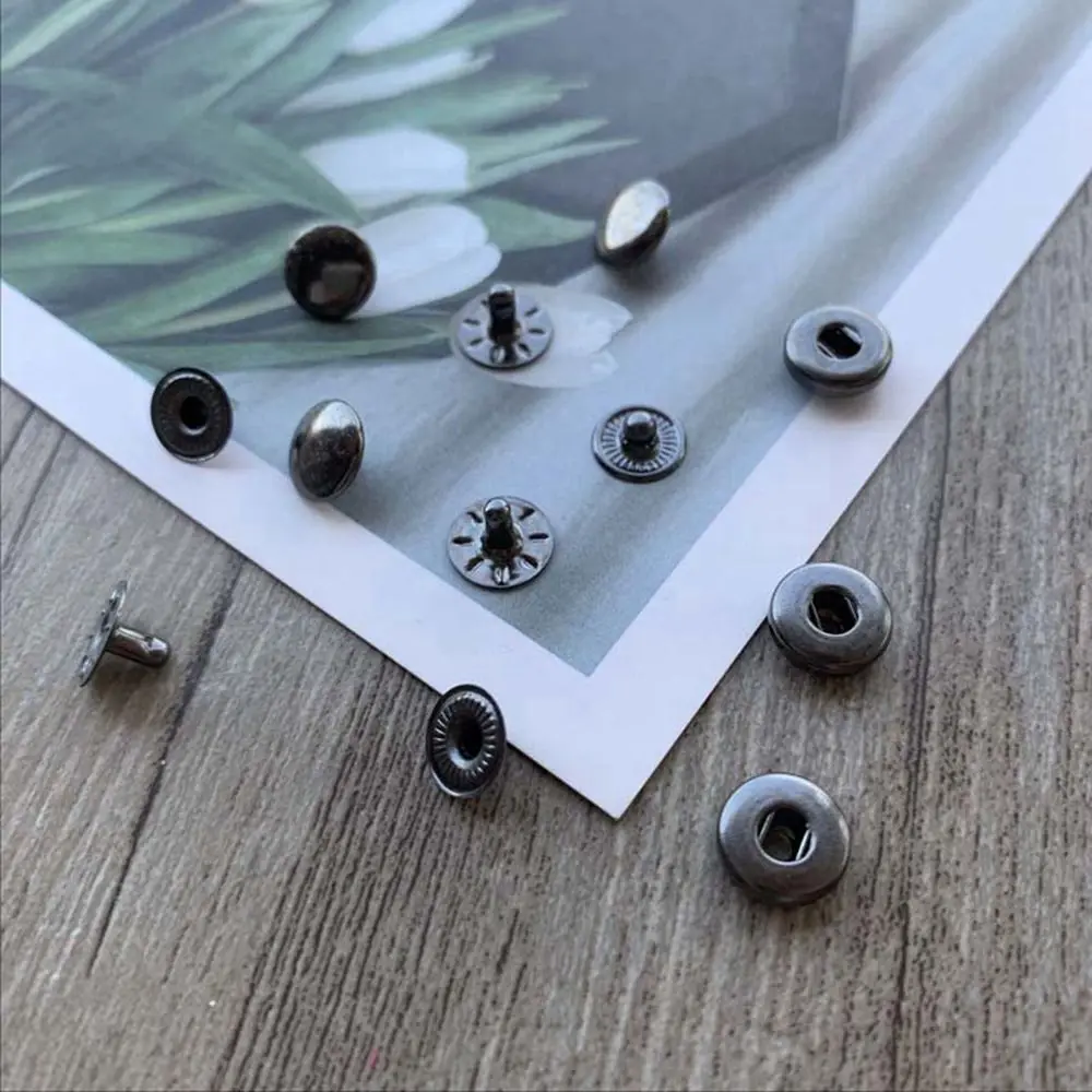 3Sets 6/8mm Mini Metal Button DIY Doll Clothes Craft Buckle Miniature Invisible Snap for 1/6 Doll Clothing Sewing Accessories