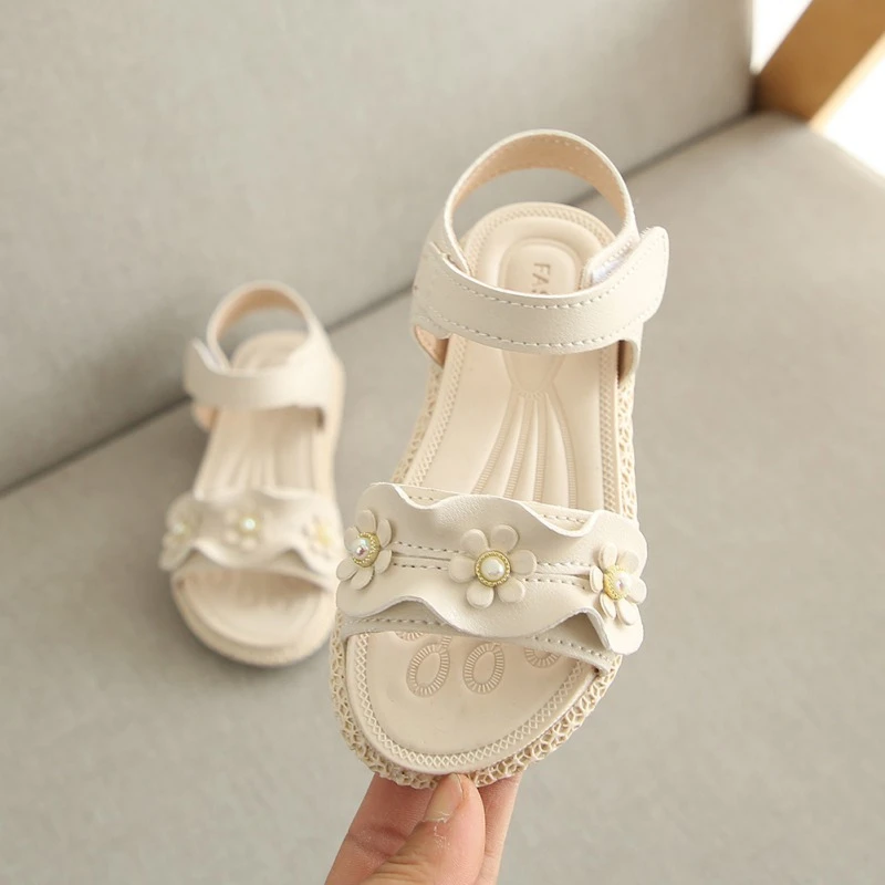 

Summer Girls Sandals Toddler Girl Shoes Breathable Anti-Slip Design Floral Shoes Sandals Toddler Soft Soled Sneakers