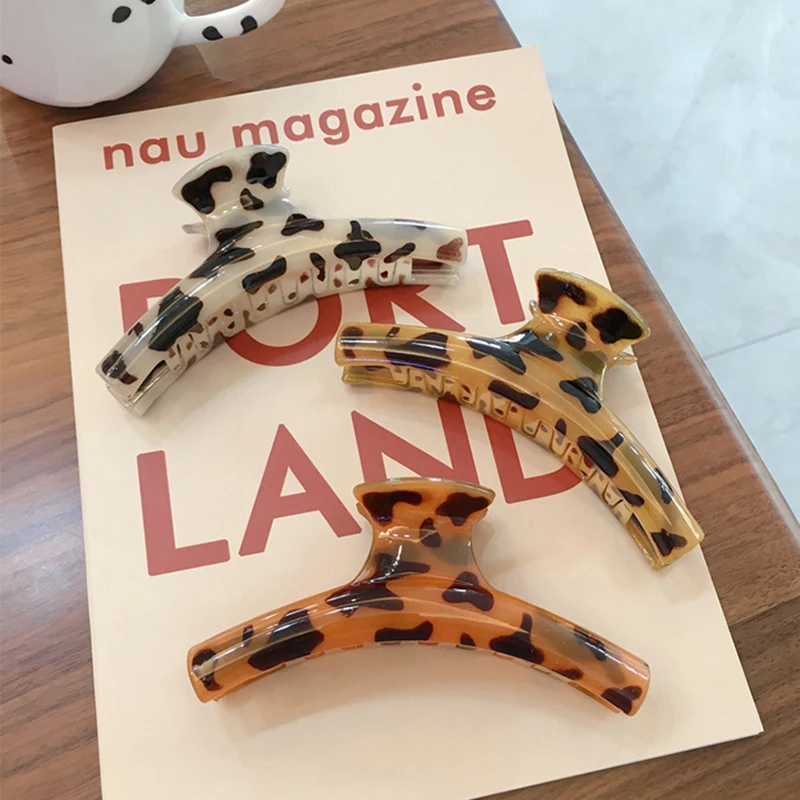 

Acrylic Hairpins Hair Clip Crab Curved Leopard Print Large Hair Claws For Women Girl Hair Accessories Headdress Party Gifts