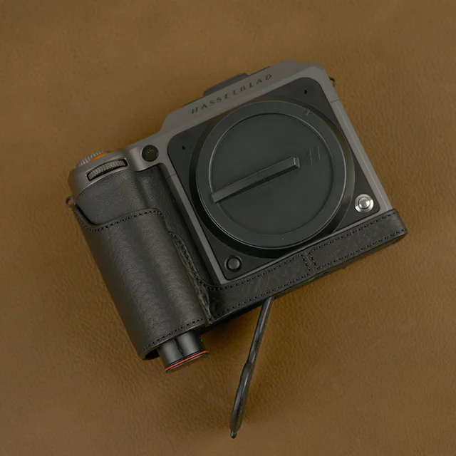 44％割引レビュー高評価のおせち贈り物 本革 新品 カメラケース Hasselblad X1D/X1DⅡ用 デジタルカメラ カメラOTA