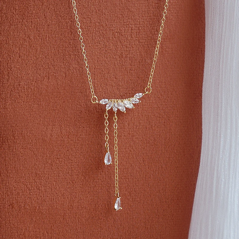 Luxury Shine Crystal Rhinestone Angel Wing CZ Necklace for Women AAA Cubic Transparent Zirconia Clavicel Chain Bijoux Pendant